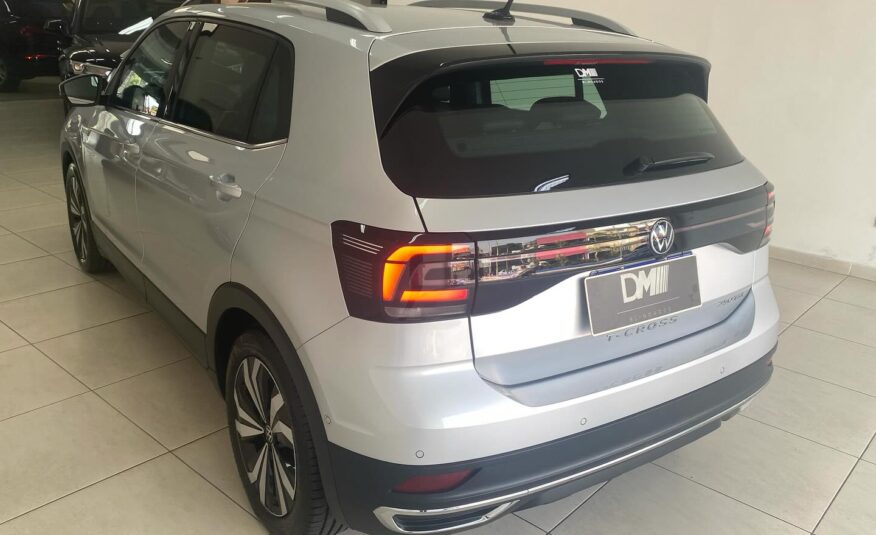 VOLKSWAGEN T-CROSS 1.4 250 TSI TOTAL FLEX HIGHLINE AUTOMÁTICO PACOTE HIGH TECH